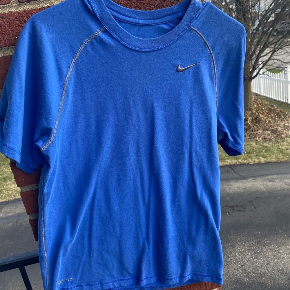 mens blue nike dri fit shirt